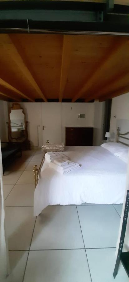 Un Loft Solo Per I Tuoi Occhi Apartment Bergamo Exterior photo